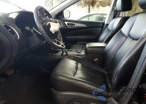 2017 Nissan Pathfinder S z USA, uszkodzony, nr VIN 5N1DR2MMXHC675411